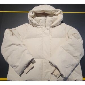 Banana Republic Cream Puffer Down Jacket Size XL  NWT